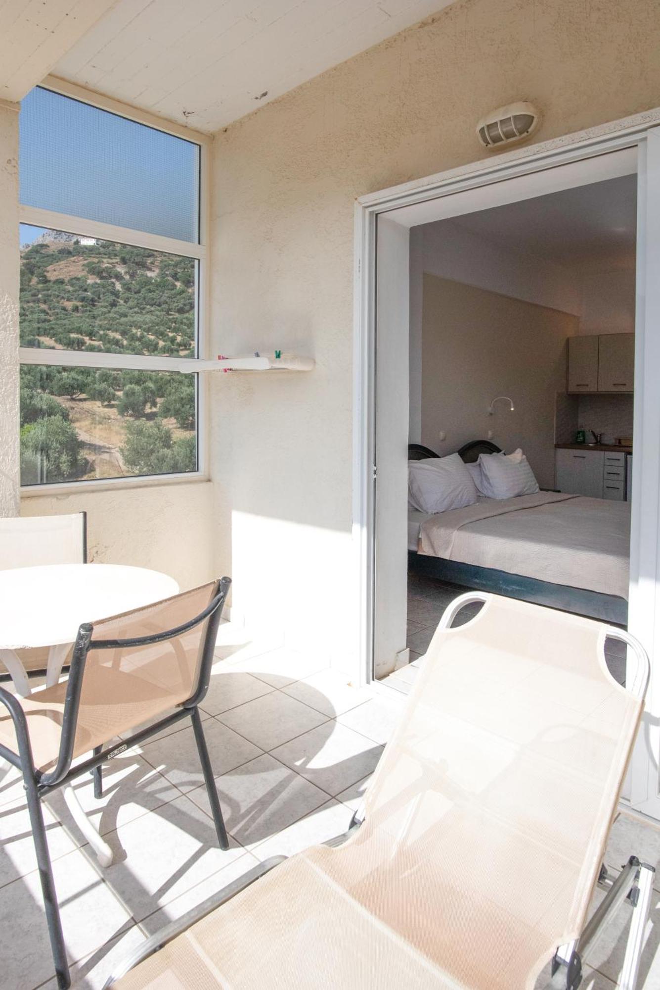Antonis Apts, Physio Fitness Retreats Πλακιάς Εξωτερικό φωτογραφία