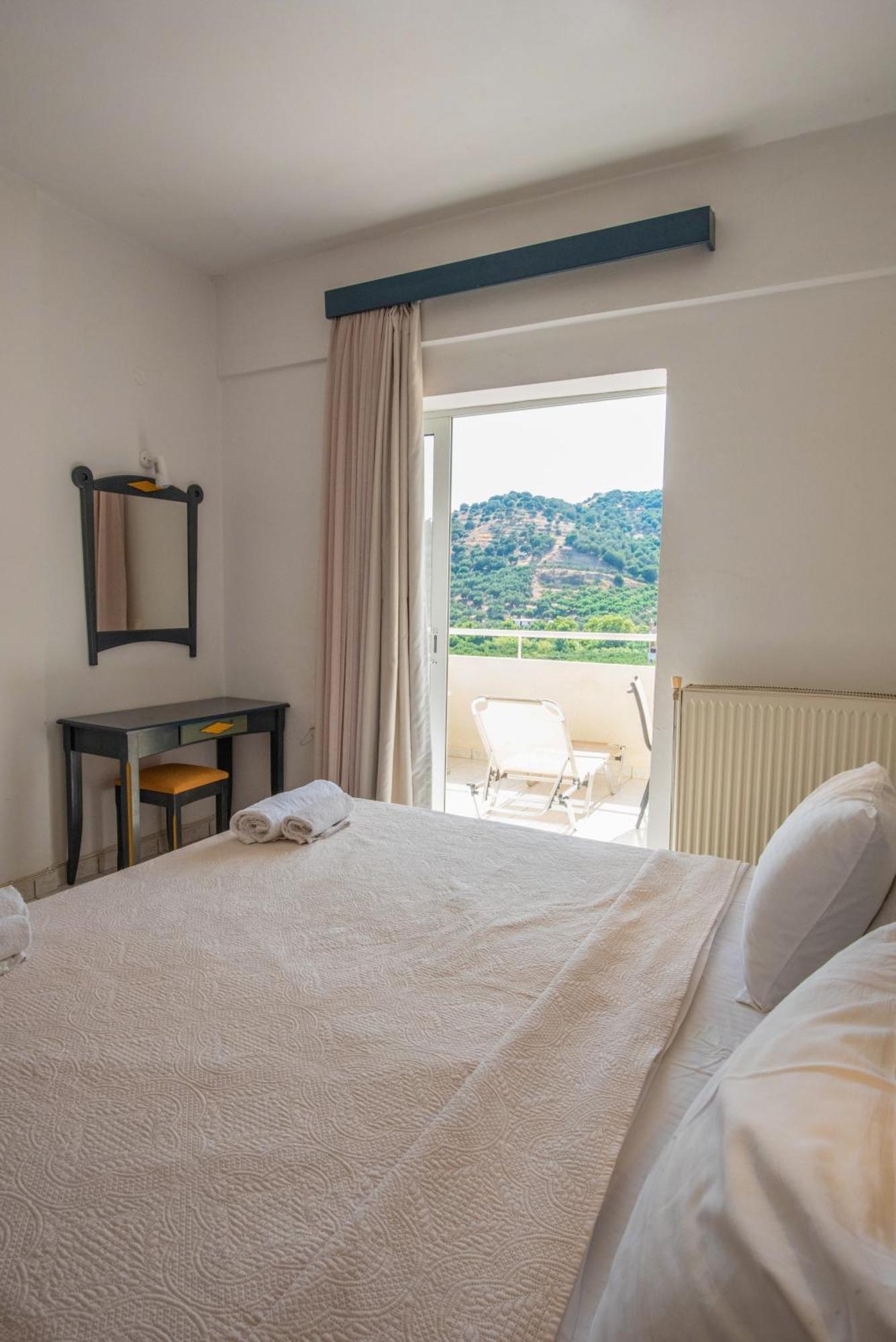 Antonis Apts, Physio Fitness Retreats Πλακιάς Εξωτερικό φωτογραφία