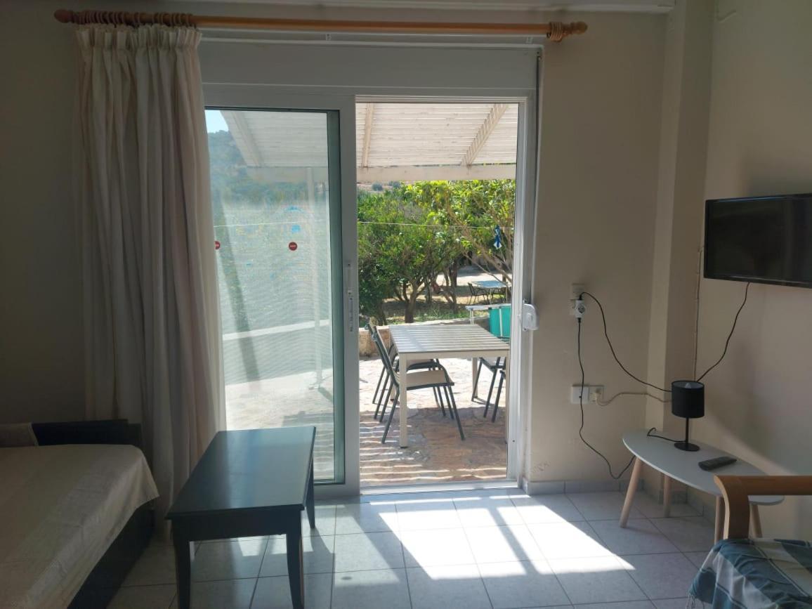 Antonis Apts, Physio Fitness Retreats Πλακιάς Εξωτερικό φωτογραφία